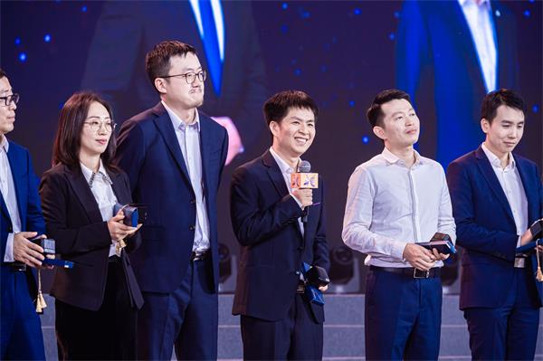 191613715775058056918.jpg 25.jpg